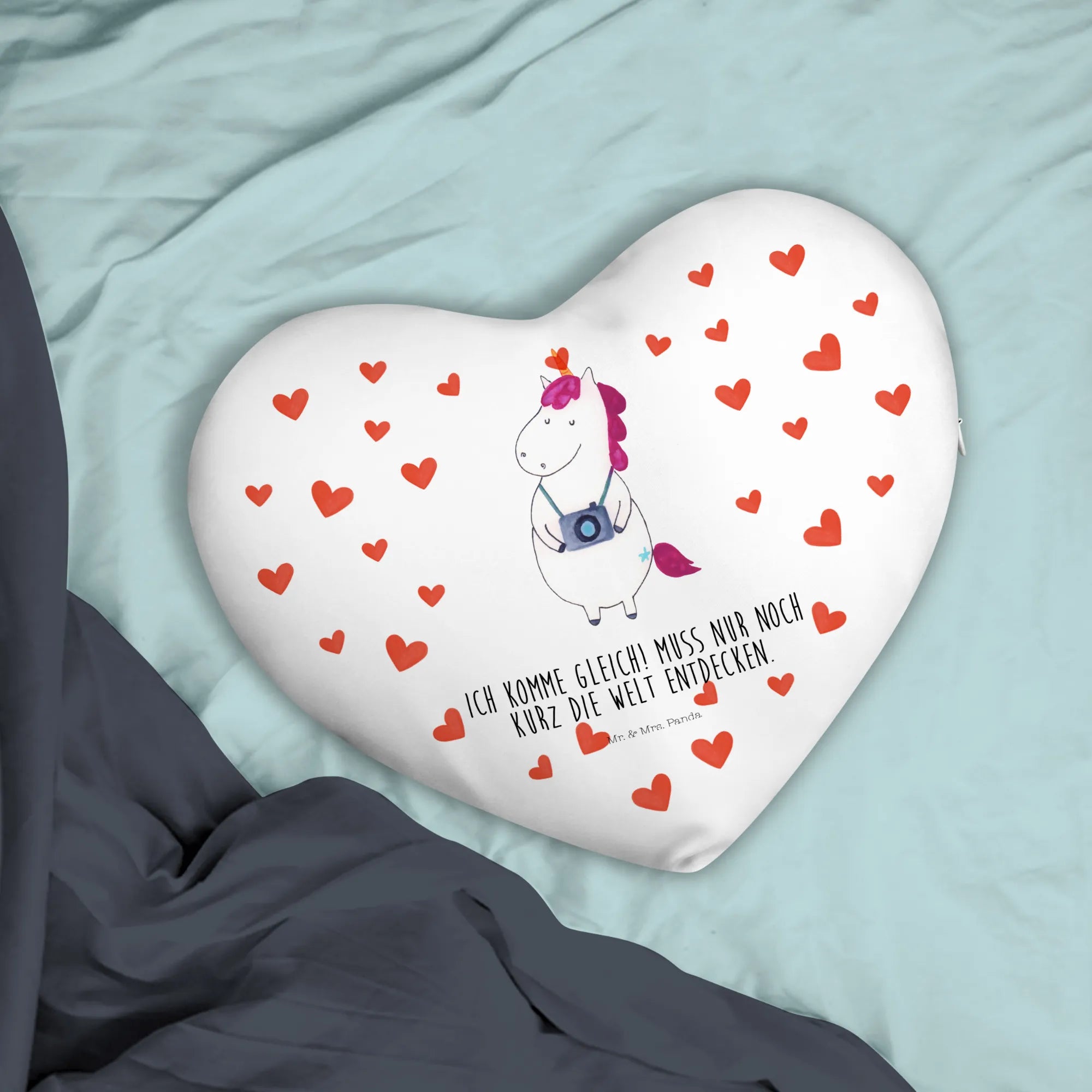 Herzkissen Einhorn Fotograf Weiches Herzkissen, Kuscheliges Herzkissen, Herzkissen, Plüsch Herzkissen, Kissen in Herzform, dekoartikel, Flauschiges Herz Kissen, Geschenkkissen, Ich liebe dich Kissen, Herz Kuschelkissen, Kuschelkissen Herz, Dekokissen Herzform, Sofakissen, Partnerkissen, Sofa Herzkissen, Schmusekissen, Herzförmiges Kuschelkissen, Herzkissen Valentinstag, Herzkissen Geburtstag, Herzkissen Mit Motiv, Geburtstagskissen, Herzchen Kissen, Dekokissen, Herz Kissen Plüsch, Kuschelkissen, Herzkissen Mit Spruch, Herz Kissen, Deko Herzkissen, Herzförmiges Dekokissen, Dekokissen Herz, Valentinstags Kissen, Schmusekissen Herzform, Herzkissen Hochzeit, Liebesbeweis Kissen, Valentinskissen, Liebeskissen, Kissen Herz, Liebe Kissen, Herzkissen Mit Aufdruck, Romantisches Herzkissen, Herzförmiges Kissen, Romantisches Kissen, Geschenk Herzkissen, Jahrestag Kissen, Hochzeitskissen, Unicorn, Einhorn, Einhörner, Einhorn Deko, Weltreise, Reisen, Kurztrip, Urlaub, Reise, Kamera, Städtereise, Fotograf, Tourist, Weltenbummler, Fotografie