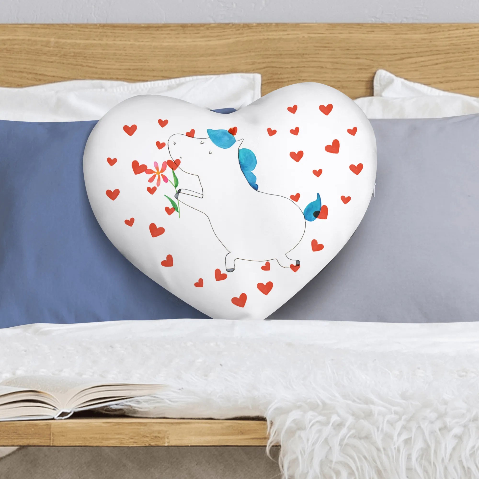 Heart cushion unicorn flower Herz Kissen Plüsch, Plüsch Herzkissen, Ich liebe dich Kissen, Kuscheliges Herzkissen, Weiches Herzkissen, Herzkissen, Herz Kissen, Kuschelkissen Herz, Dekokissen, Herzchen Kissen, Partnerkissen, Sofa Herzkissen, Dekokissen Herz, Romantisches Herzkissen, Herzkissen Geburtstag, Liebe Kissen, Kissen Herz, Valentinstags Kissen, Geschenkkissen, Herzkissen Mit Aufdruck, Herzkissen Hochzeit, Schmusekissen Herzform, Deko Herzkissen, Jahrestag Kissen, Flauschiges Herz Kissen, Herz Kuschelkissen, dekoartikel, Herzkissen Mit Spruch, Hochzeitskissen, Liebesbeweis Kissen, Kuschelkissen, Herzförmiges Kuschelkissen, Herzkissen Valentinstag, Schmusekissen, Kissen in Herzform, Geburtstagskissen, Sofakissen, Liebeskissen, Romantisches Kissen, Herzförmiges Kissen, Herzkissen Mit Motiv, Valentinskissen, Herzförmiges Dekokissen, Dekokissen Herzform, Geschenk Herzkissen, Unicorn, Einhorn, Einhörner, Einhorn Deko, Freundin, Partner, Ehe, Verlobung, Liebesbeweis, Heiratsantrag, Pärchen, Ehepaar, Antrag, Freund, Liebe, Heiraten