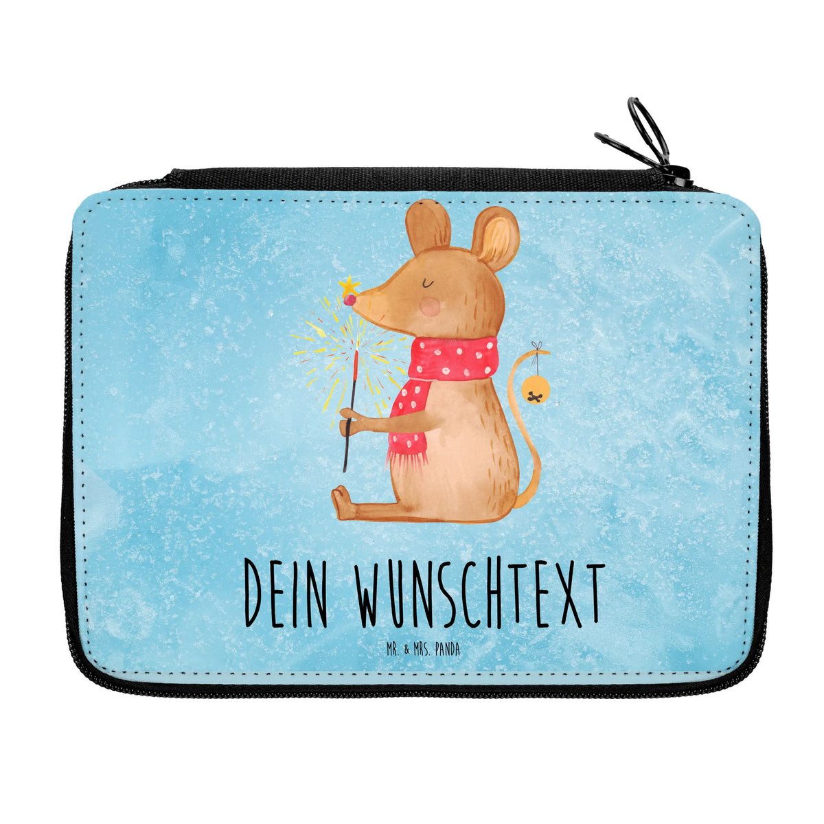 Personalisierte Federmappe Maus Weihnachten Federtasche mit Namen, Mäppchen personalisiert, Personalisierte Stiftetasche, Federmappe mit Namen, Stifterolle mit Namen, Schulmäppchen personalisiert, Federtasche personalisiert, Schlampermäppchen personalisiert, Etui mit Namen, Personalisierte Stifterolle, Mäppchen mit Text, PersonalisierteS Federmäppchen, Personalisiertes Schulmäppchen, PersonalisierteS Stifte Etui, Stiftemappe mit Namen, Etui personalisiert, Personalisierte Federmappe, Stifteetui personalisiert, Stiftebox mit Namen, Mäppchen mit Namen, Federmappe mit Wunschname, Mäppchen mit Wunschname, Federmäppchen mit Namen, Personalisierte Federtasche, Federmäppchen mit Wunschname, Personalisiertes Schlampermäppchen, Federmappe personalisiert, Faulenzer mit Namen, Faulenzer personalisiert, Schlampermäppchen mit Namen, Personalisiertes Mäppchen, Personalisierte Stiftebox, Schulmäppchen mit Namen, Federmäppchen personalisiert, Weihnachten, Winter, Weihnachtsdeko, Nikolaus, Advent, Heiligabend, Wintermotiv, Maus, Frohe Weihnachten, Weihnachtsgruß, Mäuschen, Weihnachtswunder, Weihnachtsmotiv