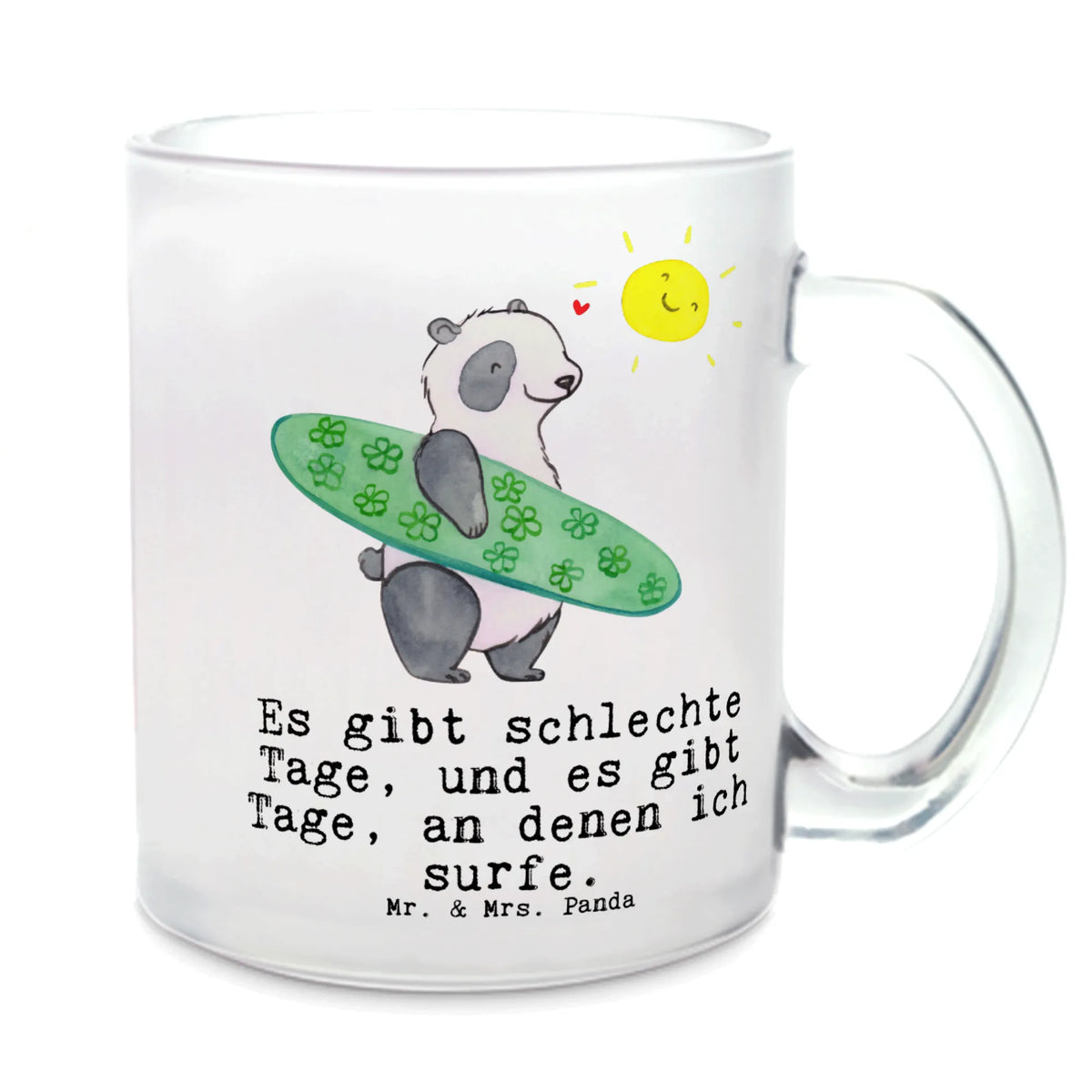 Teetasse Panda Surfen Glas Teebecher, Pott, Teetasse aus Glas, Motivtasse, Tee Tasse, Teetasse Glas, Haferl, Teetasse, Glasbecher, Kakaotasse, Henkeltasse, getränkebecher, Henkelbecher, Teeglas, Trinkglas, getränkeglas, Häferl, glastasse, Geschenk, Schenken, Sport, Sportart, Hobby, Danke, Dankeschön, Auszeichnung, Gewinn, Sportler, Wellenreiten, Surfen, Surfschule