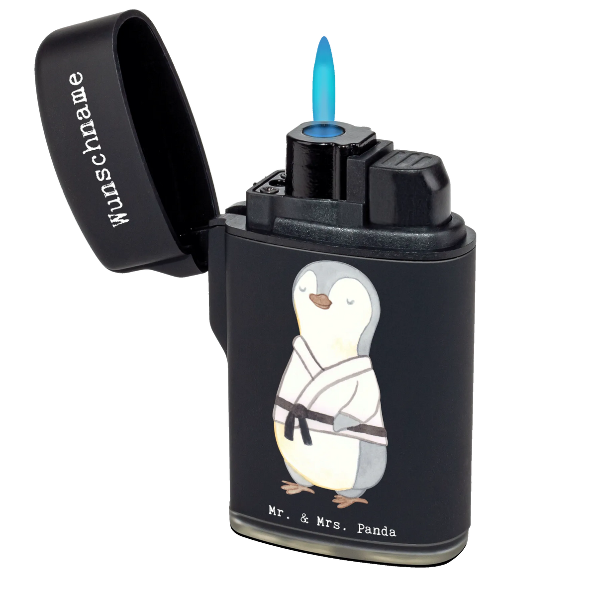 Personalisiertes Feuerzeug Pinguin Karate Feuerzeug mit Name, Gasfeuerzeug personalisiert, Individuelles Feuerzeug, Feuerzeug Personalisiert, Personalisierbares Feuerzeug, Personalisiertes Feuerzeug, Geschenk, Schenken, Sport, Sportart, Hobby, Danke, Dankeschön, Auszeichnung, Gewinn, Sportler, Kampfsportart, Karate Verein, Selbstverteidigung, Karate, Kampfkunst