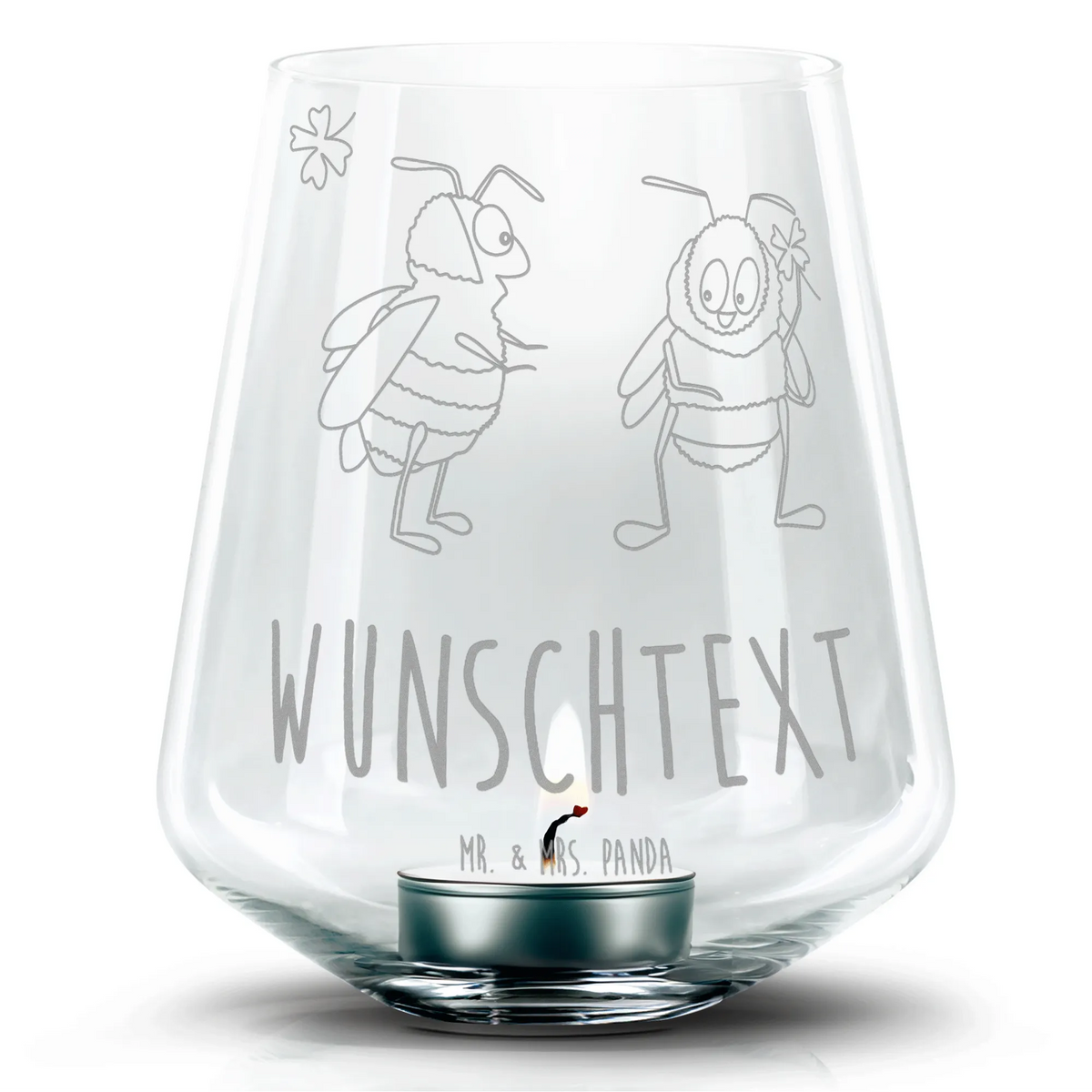 Personalisiertes Gravur Windlicht Hummeln Kleeblatt Windlicht Glas Mit Namensdruck, Terrassenwindlicht Mit Namen, Windlicht Mit Namensdruck, Messing Windlicht Mit Namensgravur, Windlicht Metall Mit Namensgravur, Personalisierbares Windlicht Mit Namen, Windlicht Mit Namensrift, Windlicht Aus Holz Mit Namen, Windlicht Mit Namensgravur, Shabby Chic Windlicht Mit Namen, Modernes Windlicht Mit Namen, Firmengeschenk Windlicht Mit Namensgravur, Edelstahl Windlicht Mit Namen, Minimalistisches Windlicht Mit Namensgravur, Windlicht Aus Glas Mit Namensgravur, Gartenwindlicht Mit Namensgravur, Windlicht Aus Metall Mit Namen, Innenwindlicht Mit Wunschname, Graviertes Windlicht Mit Namen, Windlicht Mit Wunschname, Boho Windlicht Mit Namensgravur, Windlicht Holz Mit Namensgravur, Vintage Windlicht Mit Namensgravur, Geschenkwindlicht Mit Namen, Kupfer Windlicht Mit Wunschname, Laterne Mit Namensgravur, Außenwindlicht Mit Namen, Kerzenhalter Mit Namen, Romantisches Windlicht Mit Wunschname, Hochzeitswindlicht Mit Namensgravur, Teelichthalter Mit Namensgravur, Geburtstagswindlicht Mit Wunschname, Lustige Sprüche, Tiere, Tiermotive, Gute Laune, Hummel, Biene, Spruch Fröhlich, Spruch schön, glücklich sein, Biene Deko, Spruch Positiv, glücklich Werden