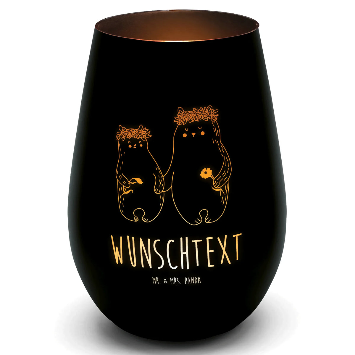 Gold Windlicht Personalisiert Bären mit Blumenkranz Laterne personalisiert, Kerzenglas personalisiert, Deko Windlicht Gold Mit Namen, Personalisiertes Teelicht, Personalisiertes Teelichtglas, Personalisiertes Teelicht aus Glas, Windlicht Glas mit Gravur, Goldener Teelichthalter Mit Wunschtext, windlicht mit gravur, Teelicht mit Gravur, Teelichthalter personalisiert, Laterne Gold Mit Personalisierung, Personalisiertes Windlicht, Teelichtglas personalisiert, Teelicht mit Namen, Teelichthalter mit Namen, Personalisiertes Kerzenglas, Personalisierter Teelichthalter, Personalisiertes Windlicht aus Glas, Graviertes Teelicht, Windlicht mit Namen, Windlicht Glas personalisiert, Edles Windlicht Goldfarben Mit Text, Teelicht personalisiert, Personalisierte Laterne, Personalisiertes Windlicht Gold, Personalisiertes Gravur Windlicht, teelichthalter mit gravur, Graviertes Windlicht, Personalisierter Kerzenhalter, Kerzenglas mit Gravur, Kerzenhalter personalisiert, Kerzenhalter Gold Mit Gravur, Windlicht graviert, Muttertag, Vatertag, Mama, Papa, Oma, Opa, Familie, Schwester, Bruder, Geschenk Mama. Muttertag, Mutter, Vorbild, Family, Lieblingsmama, Mami, Beste Mutter, Kind, Mutti, Töchter, Kinder, Bären, Bär, Weltbeste Mama, Lieblingsmensch, Tochter