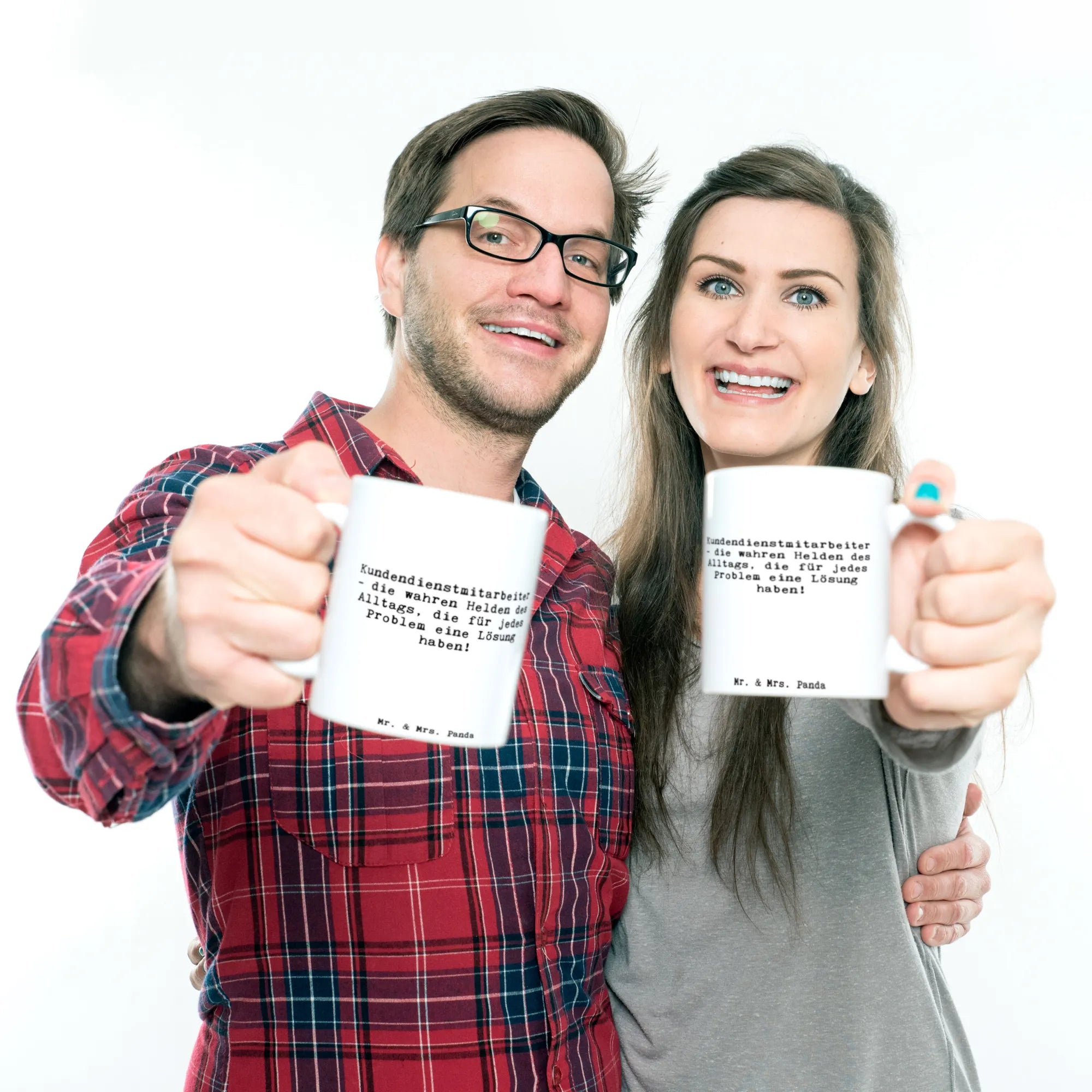 Tasse Spruch Kundendienstmitarbeiter Helden design tasse, Teebecher, Frühstückstasse, Dekotasse, Tasse mit Spruch, heißgetränkebecher, Kaffeebecher, statement tasse, kaffeetasse keramik, Bürobecher, Motivtasse, Keramikbecher, Henkelpott, Kaffeetasse, Henkeltasse, Kaffeepott, Sprüchetasse, Becher, Pott, Keramiktasse, Henkelbecher, Frühstücksbecher, haferl, Trinkbecher, kaffeebecher keramik, Geschenktasse, Teepott, kaffeebecher bedruckt, kakaobecher, Tasse, Trinktasse, Bedruckte Tasse, tasse für büro, Kakaotasse, Teetasse, Tasse mit Motiv, hochwertige tasse, Bürotasse, Designtasse, schöne tasse, tasse für kaffee, kaffeetasse bedruckt, cappuccinotasse, milchkaffeetasse, milchtasse, mr and mrs panda, Dekoration, sprüche, zitate, spruch kollektion, inspiration, motivation, lebensweisheiten, geschenkideen, wanddeko, wohnaccessoires, sprüche sammlung, schöne sprüche, glück, liebe, freude, Lächeln, alltag verschönern, nachhaltige geschenke, Kreativ, Einzigartig, shopify