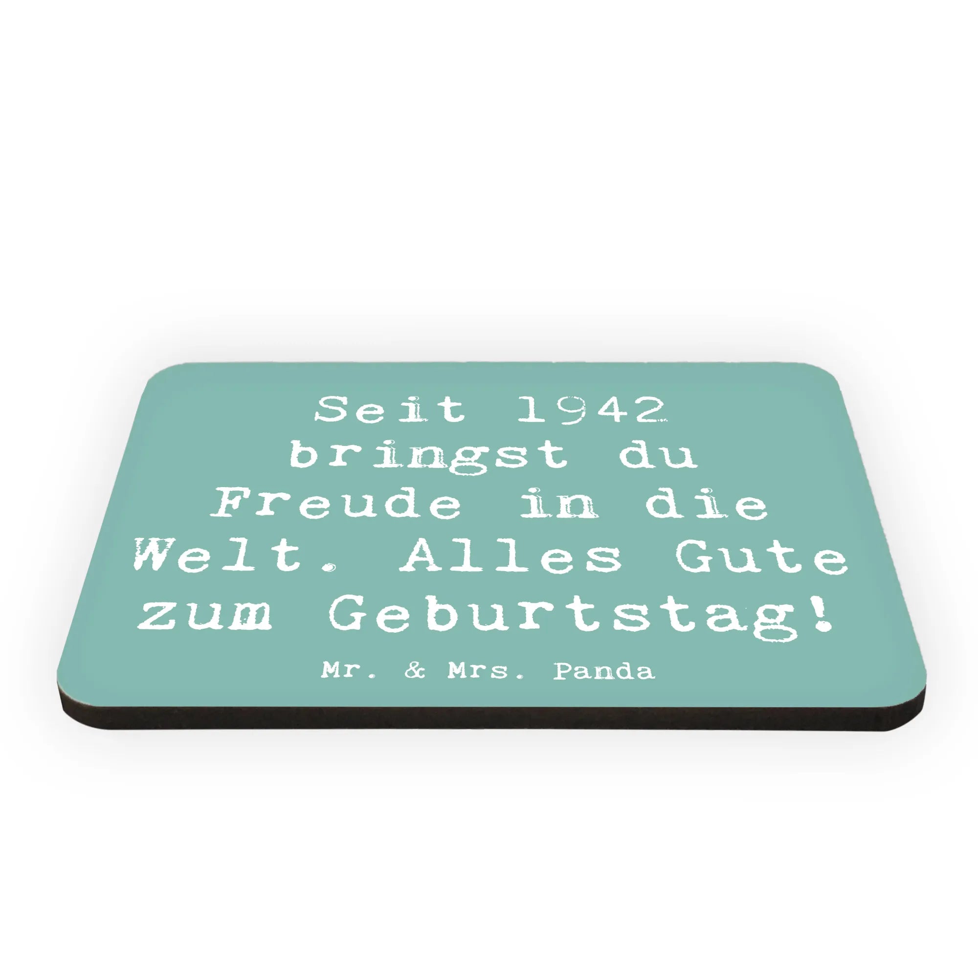 Magnet Spruch 1942 Geburtstag Freude bildmagnet, rechteckmagnet, Kühlschrankmagnet, mdf magnet, küchenmagnet, haftmagnet, Notizhalter, notizmagnet, holz kühlschrankmagnet, memomagnet, whiteboardmagnet, designmagnet, wandmagnet, magnet, Dekomagnet, holz whiteboardmagnet, zettelhalter, holzmagnet, spruchmagnet, tafelmagnet, einkaufszettelmagnet, büromagnet, Pinnwandmagnet, Geburtstagsgeschenk, Geschenk, Geburtstag