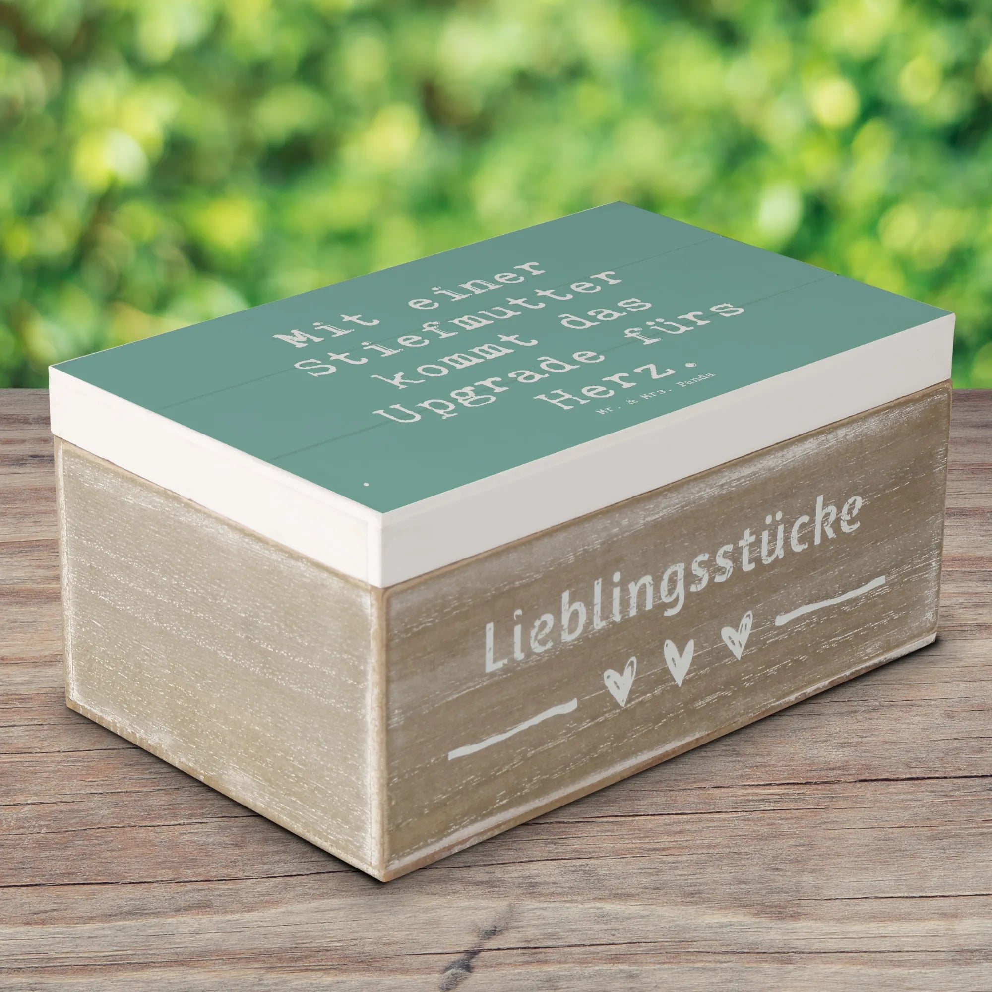 Holzkiste Spruch Herz Stiefmutter fotobox, Erinnerungsbox, Schatzkiste, schmuckkiste, Holztruhe, geschenkbox mit deckel, schmucktruhe, Aufbewahrungstruhe, holzkästchen, truhe mit deckel, Kiste, Geschenkbox, Aufbewahrungsbox Holz, fotokiste, schatztruhe, box holz, kiste holz, Holzbox mit Deckel, schatzkiste holz, schmuckbox, Box aus Holz, Box, Truhe, truhe holz, Kiste mit Deckel, holzschachtel, holzschatulle, geschenkbox holz, Schatulle, geschenkkiste, Holz Aufbewahrungsbox, aufbewahrungskiste mit deckel, Holzkiste, Aufbewahrungskiste, Holzkiste mit Deckel, Holzbox, Aufbewahrungsbox aus Holz, erinnerungsbox holz, Erinnerungskiste, Oma, Muttertag, Papa, Vatertag, Opa, Bruder, Schwester, Mama, Familie
