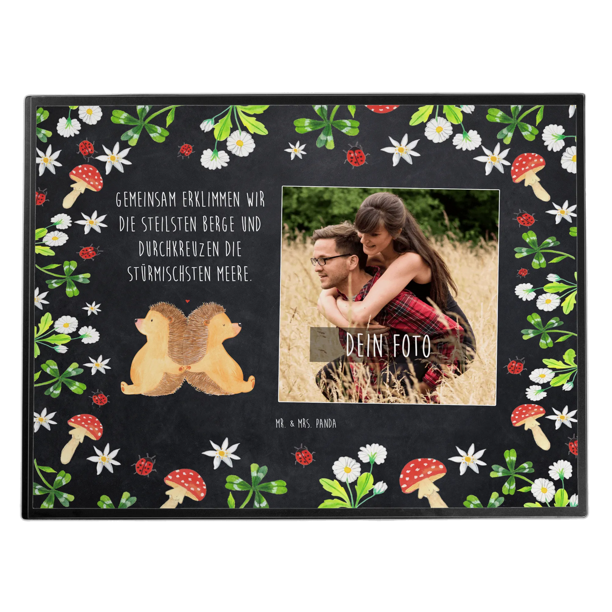 Personalisierte Foto Schreibtischunterlage Igel händchenhaltend Bürounterlage mit Foto, Personalisierte Schreibtischunterlage mit Foto, Schreibunterlage Foto, Schreibtischunterlage mit eigenem Bild, Foto Schreibtischunterlage, Schreibtischunterlage Foto, Schreibtischauflage mit Foto, Schreibtischunterlage mit eigenem Foto, Foto Schreibtischmatte, Schreibunterlage mit eigenem Foto, Schreibunterlage mit Foto, Fotoschreibtischunterlage, Schreibtischunterlage Fotodruck, Individuelle Schreibtischunterlage Foto, Personalisierte Foto Schreibtischunterlage, Foto Schreibunterlage, Fotodruck Schreibtischunterlage, Schreibtischunterlage mit Foto, Schreibtischmatte mit Foto, Schreibtischunterlage mit eigenen Bildern, Schreibtischunterlage mit Fotos, Schreibtischunterlage Bild, Schreibtischunterlage mit Bild, Schreibtischmatte mit eigenem Foto, Freundin, Freund, Liebe, Liebesgeschenk, Jahrestag, Verlobung, Partner, Ehemann, Ehefrau, Heiraten, Heiratsantrag, Hocheitstag, Igel, Große Liebe, Lieblingsmensch, Hand in Hand, Gemeinsamkeit, Hochzeit, Igelliebe, Geschenk für Zwei, Love, Liebesbeweis, Liebesbotschaft