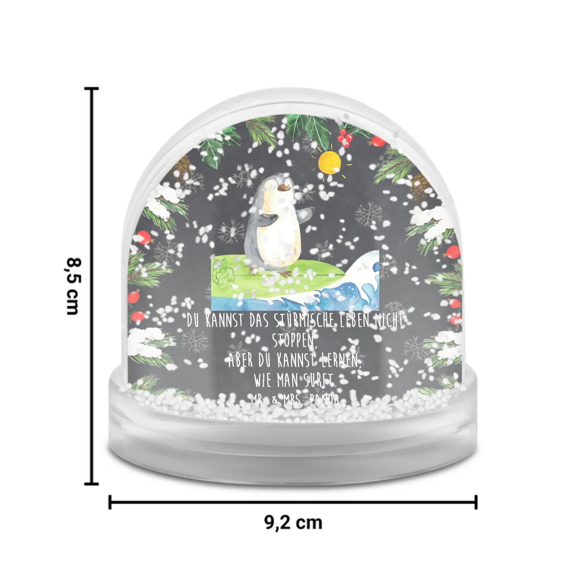 Schneekugel Pinguin Surfer Dekokugel, kunststoff schneekugel, Schneekugel Weihnachten, schneekugel deko, glitzerkugel, wasserkugel, Winterkugel, Deko Schneekugel, schnee kugel, Schneekugel Modern, wohnaccessoire, dekoartikel, Winter-Schneekugel, Souvenir-Schneekugel, Weihnachts Schneekugel, Schneekugel Geschenk, Schneekugel, Spruch-Schneekugel, Schüttelkugel, Motiv-Schneekugel, Große Schneekugel, Pinguin, Pinguine, Surfer, Wellen Reiten, Wellen, Portugal, Surfen, Hawaii, Urlaub