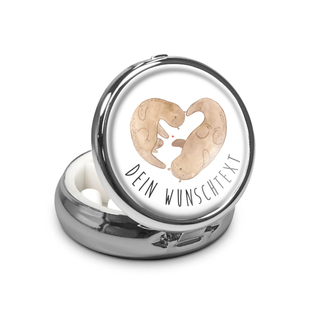 Personalisierte Pillendose Otter Herz Tablettenbox personalisiert, Pillendose mit Wunschnamen, Pillendose Metall personalisiert, Personalisierte Dose, Personalisierte Pillenbox, Personalisierte Medikamentendose, Pillendose individualisiert, Medikamentendose personalisiert, Pillendose selbst gestalten, Personalisierte Arzneibox, Tablettenbox selbst gestalten, Individuelle Tablettenbox, Pillendose personalisiert, Tablettenbox mit Wunschname, Personalisierte Pillenorganizer, Pillendose Design personalisiert, Pillendose mit Namen, Personalisierte Medikamentenbox, Pillendose mit Wunschname, Medikamentenbox personalisiert, Personalisierte Pillendose, Pillendose mit Wunschtext, Tablettenbox personalisierbar, Pillenbox personalisiert, Tablettendose personalisiert, Tablettenbox mit Namen, Pillendose personalisierbar, Personalisierter Tablettenorganizer, Individuelle Pillendose, Personalisierte Tablettenbox, Tablettenbox mit Wunschtext, Otter, Fischotter, Seeotter, Herz, Bessere Hälfte, Gemeinsames Leben, Love You, Verlobung, Liebesbeweis, Hochzeitstag, Jahrestag, Liebesgeschenk, Liebe