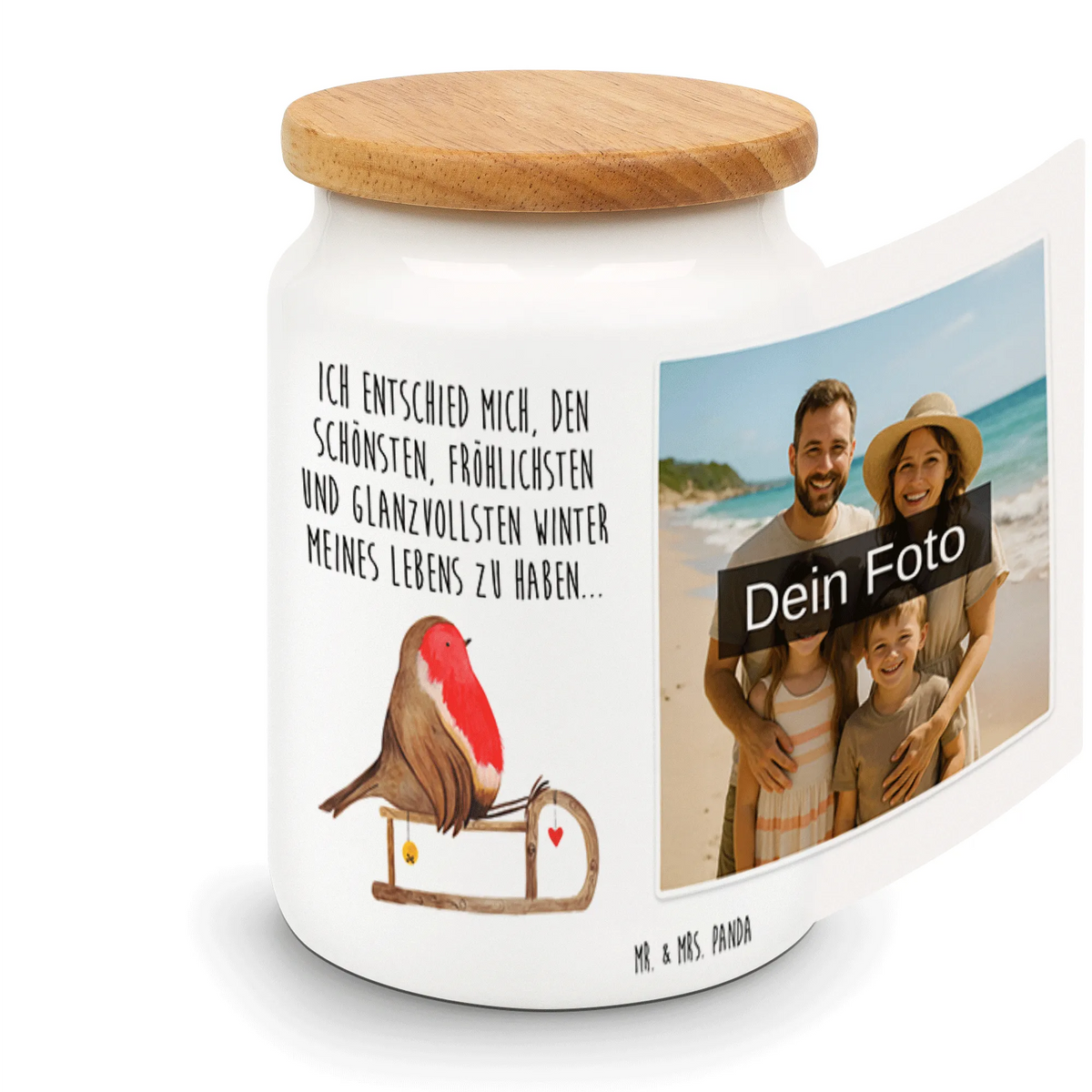 Personalisierte Foto Vorratsdose Rotkehlchen Schlitten Keramikdose Foto, Foto Plätzchendose, Vorratsdose Mit Foto, Keramikdose mit Bild, Fotogeschenk Dose, Vorratsdose Bedrucken Lassen, Fotodose, Foto Vorratsdose, Foto Dose, Fotodruck Keksdose, Vorratsdose Foto, Keksdose personalisiert Foto, Dose mit Foto, Personalisierte Keksdose Foto, Foto Gebäckdose, Dose Bild bedrucken, Foto Keksdose, Küchenbox Mit Bild, Dose mit Fotodruck, Personalisierte Keksdose, Keksdose Bild, Gebäckdose mit Foto, Fotodose mit Deckel, Keksdose mit Foto, Vorratsdose Mit Bild, Fotogeschenk Keksdose, Personalisierte Fotodose, Weihnachten, Winter, Weihnachtsdeko, Nikolaus, Advent, Heiligabend, Wintermotiv, Vogel, Schlitten