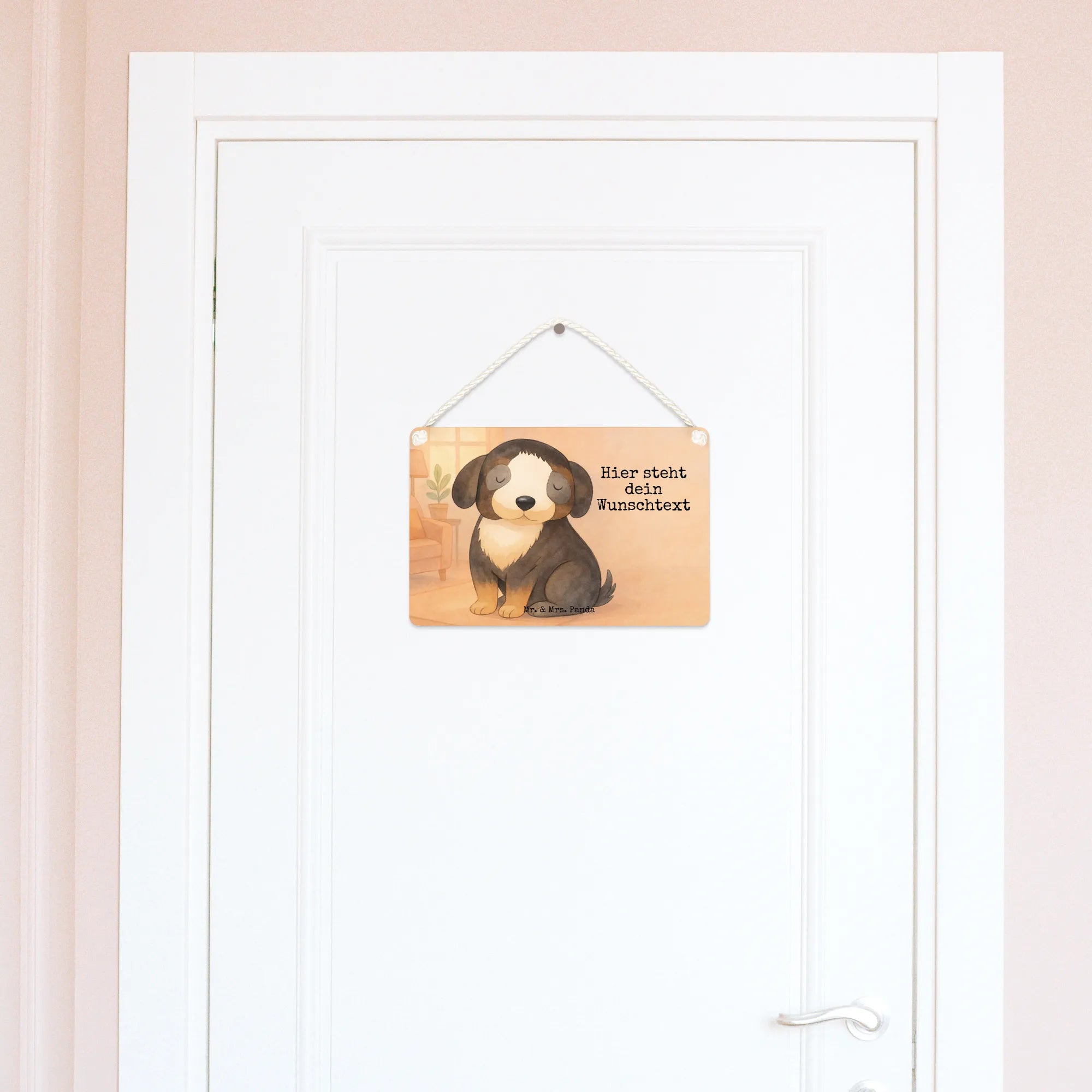 Personalisiertes Deko Schild Hund Entspannen Design Schild personalisiert, Namensschilder personalisiert, Personalisiertes Holzschild, Personalisiertes Deko Schild, Türschilder mit Namen, Türschilder personalisiert, Dekoschild Personalisiert, Personalisiertes Schild, Sprüche, Hundemotiv, Hund, Hundebesitzer, Hunderasse, Tierliebhaber, Haustier, Schwarzer Hund, Hundeglück, Liebe, Hundeliebe